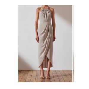 SHONA JOY CORE HIGH NECK RUCHED DRESS - OYSTER